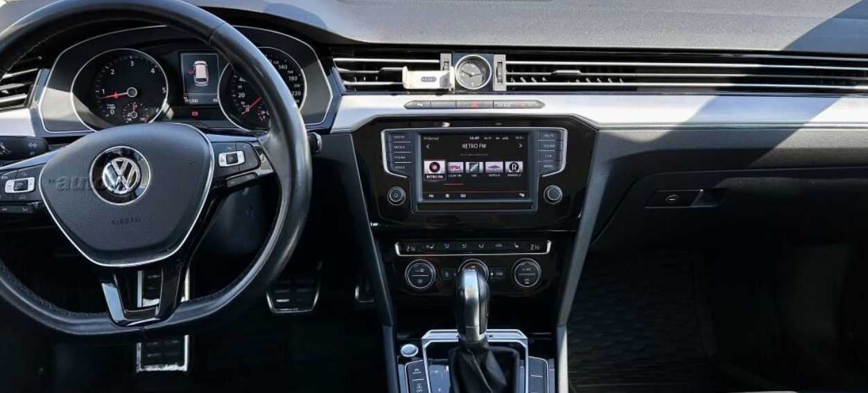 XTRONS XTR9241 XTRONS XTR9241 raadio sobivus autole