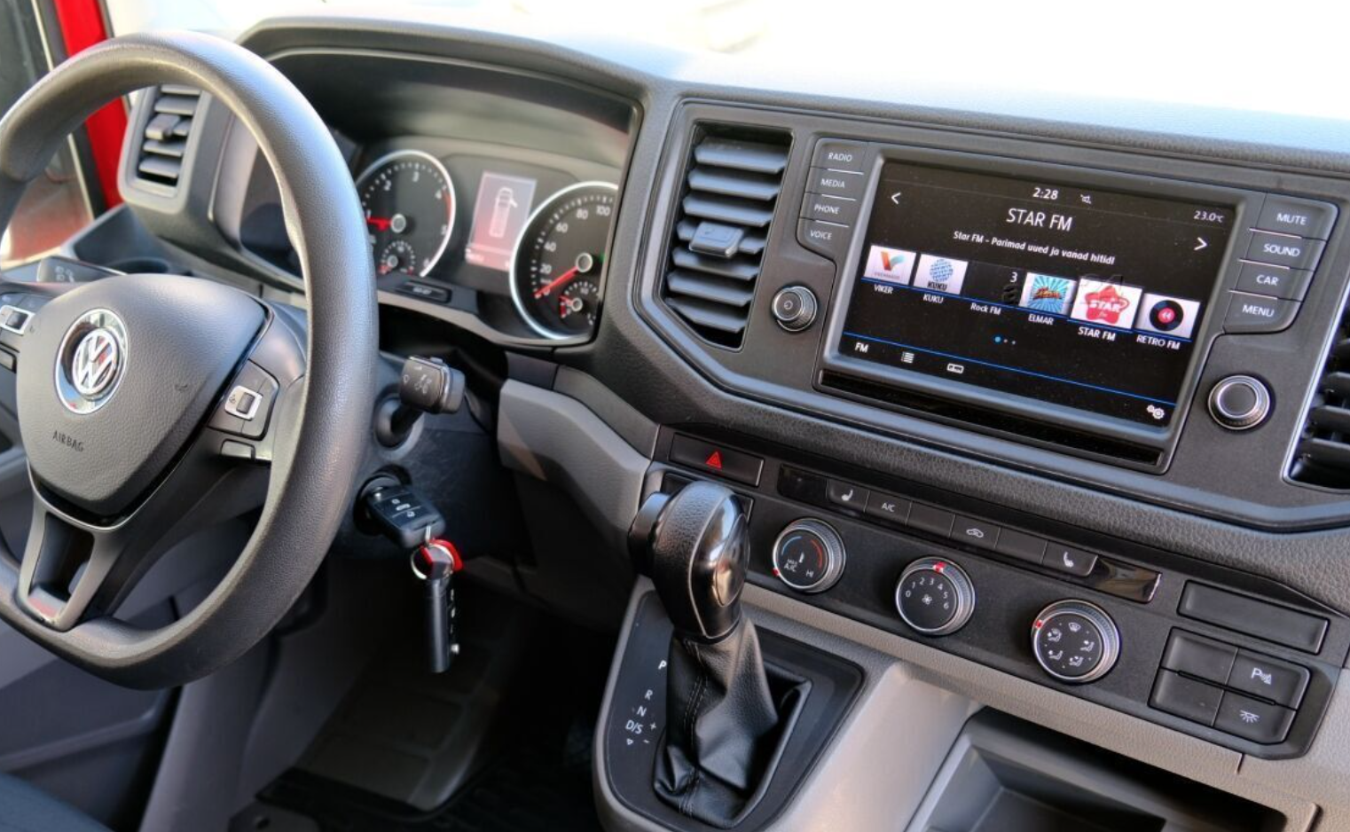 XTRONS XTR9244 XTRONS XTR9244 raadio sobivus autole