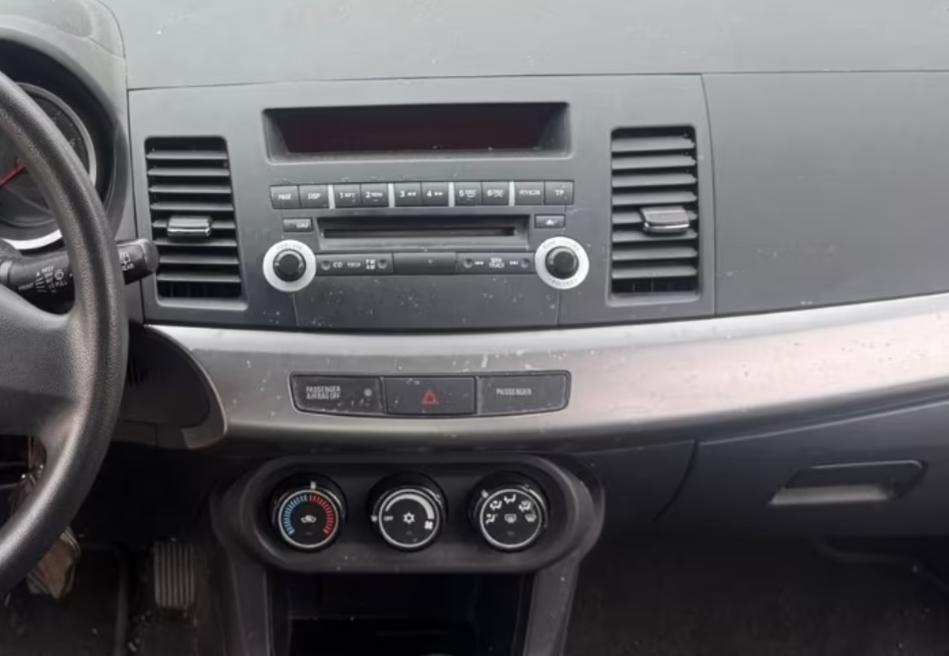 XTRONS XTR9845 XTRONS XTR9845 raadio sobivus autole