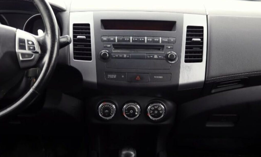 XTRONS XTR9848 XTRONS XTR9848 raadio sobivus autole