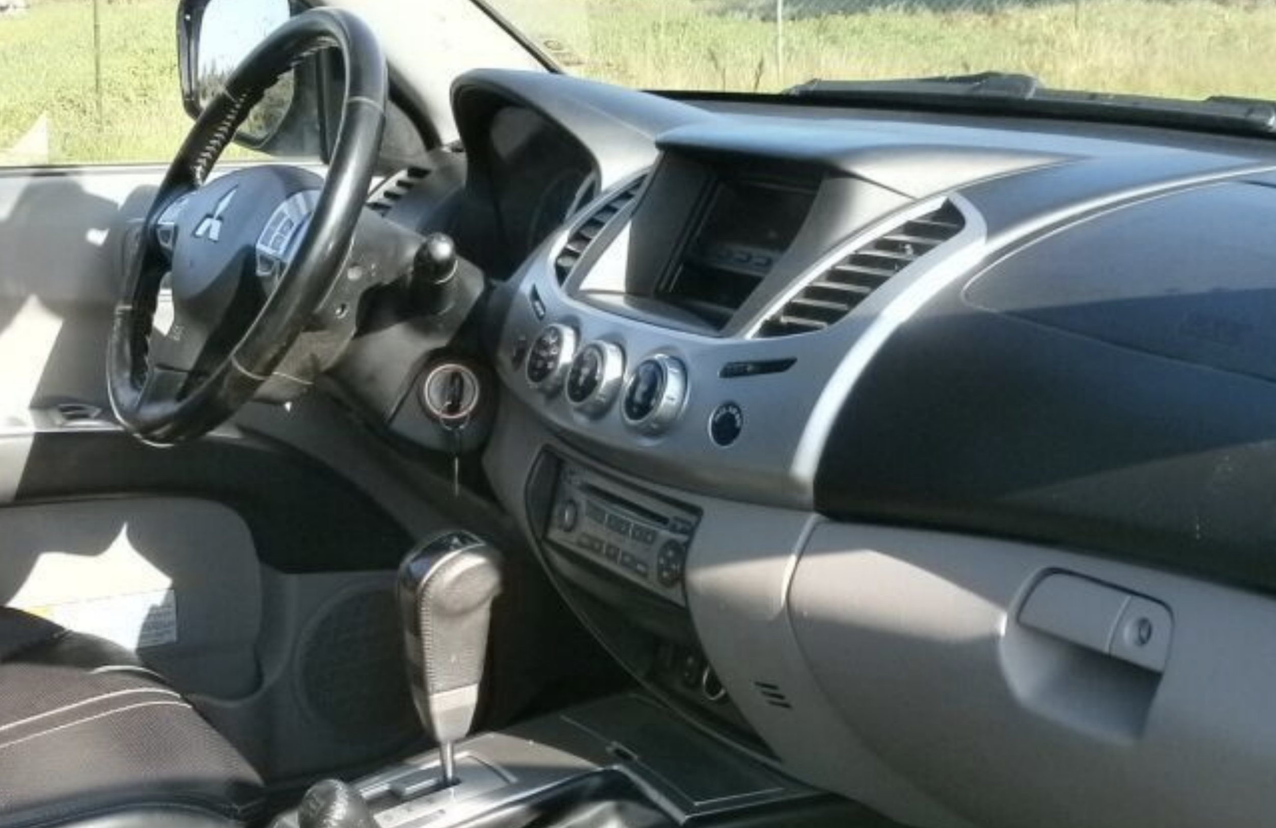 XTRONS XTR9856 XTRONS XTR9856 raadio sobivus autole