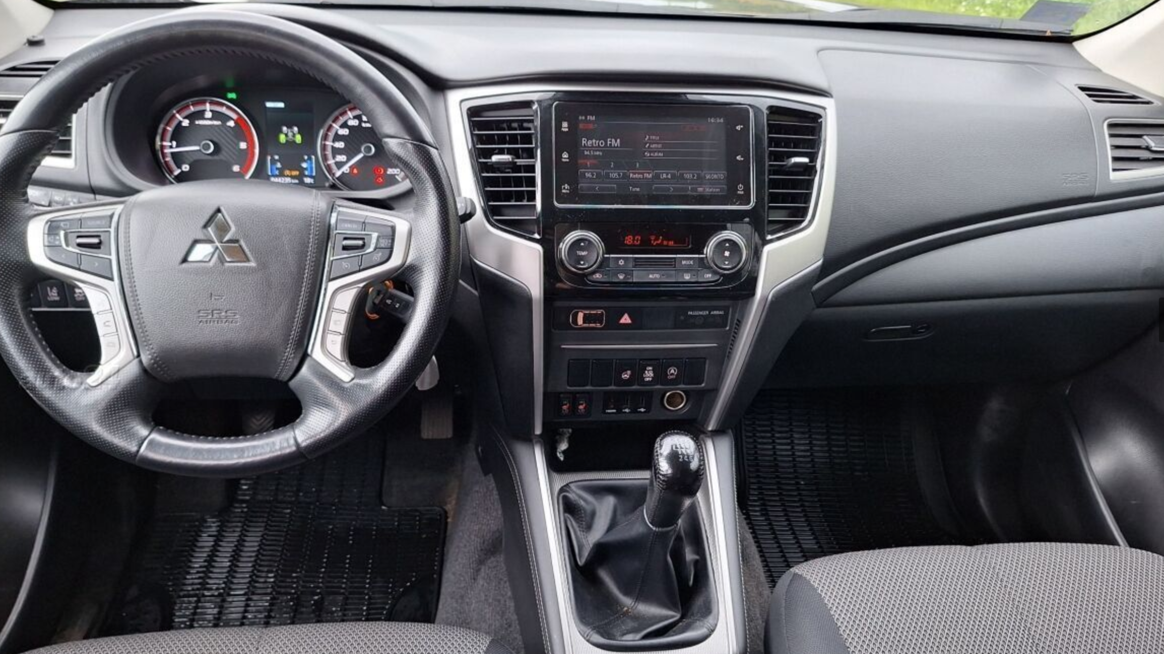 XTRONS XTR9859 XTRONS XTR9859 raadio sobivus autole