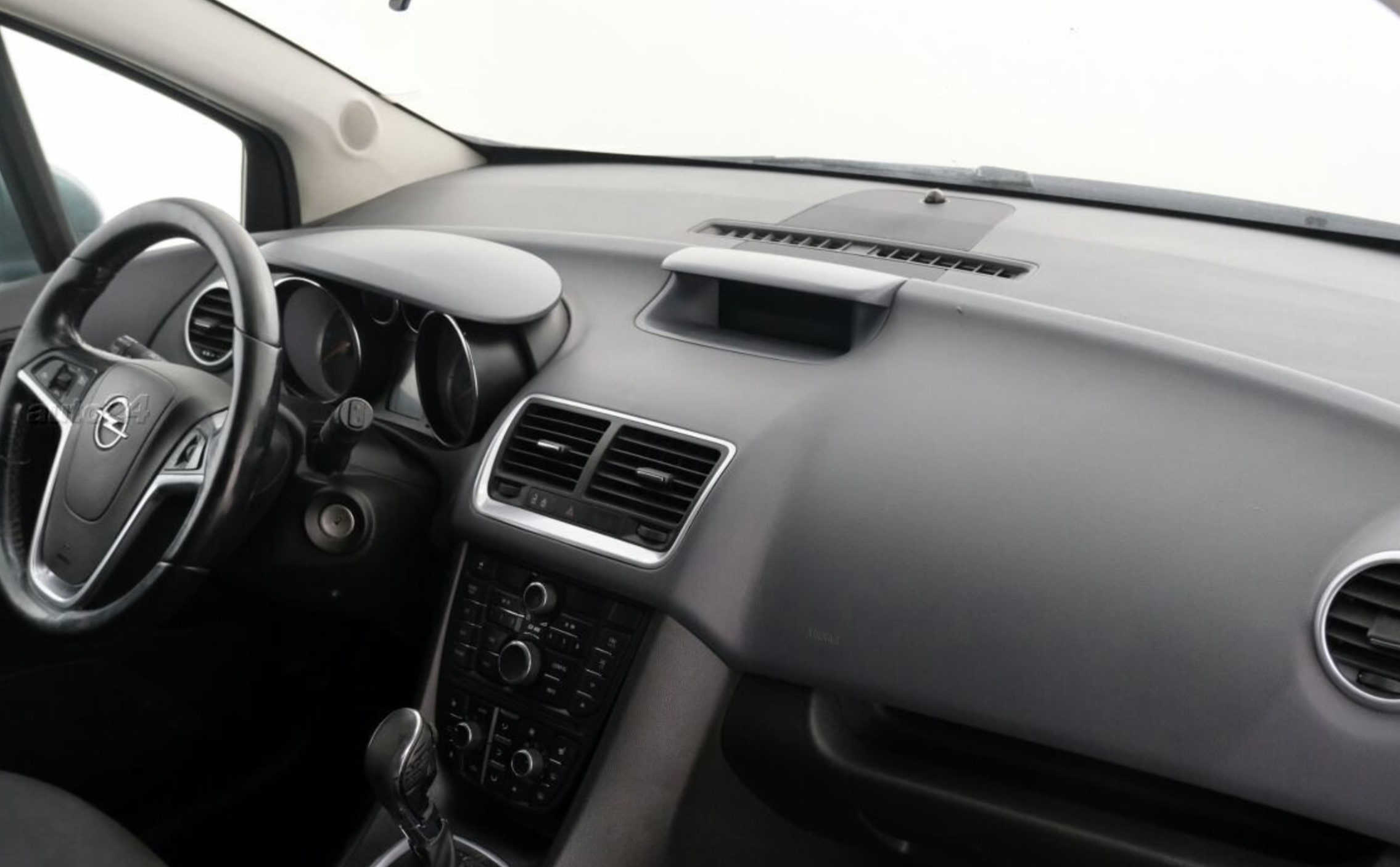 XTRONS XTR9973 XTRONS XTR9973 raadio sobivus autole