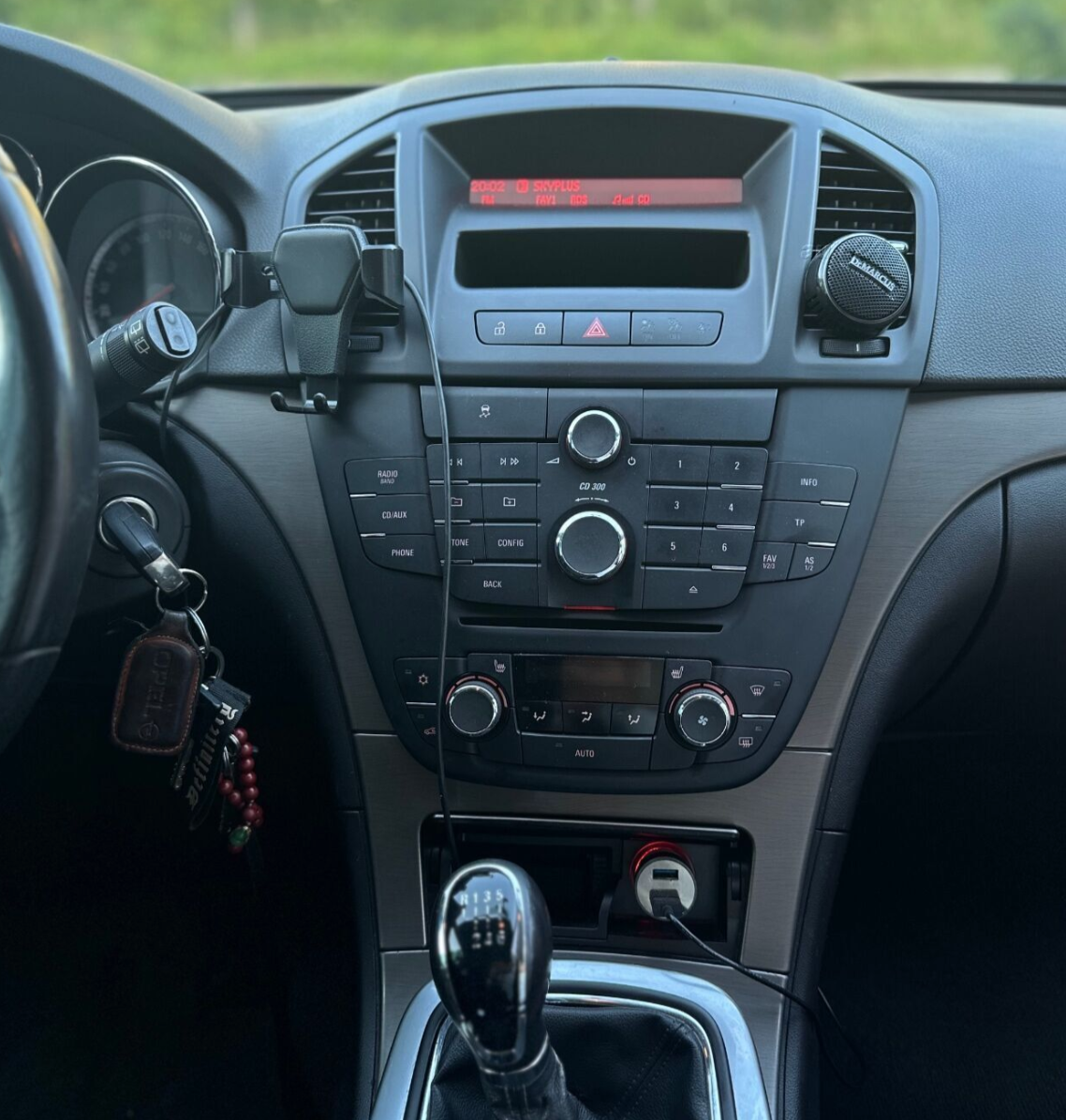 XTRONS XTR9975 XTRONS XTR9975 raadio sobivus autole